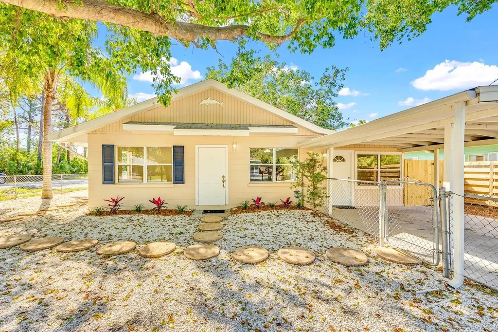3330 Lexington Street Sarasota FL 34231