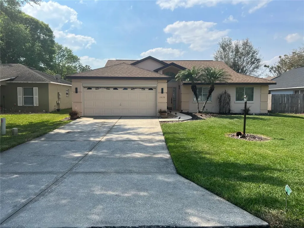 11636 Lake Drive Leesburg FL 34788