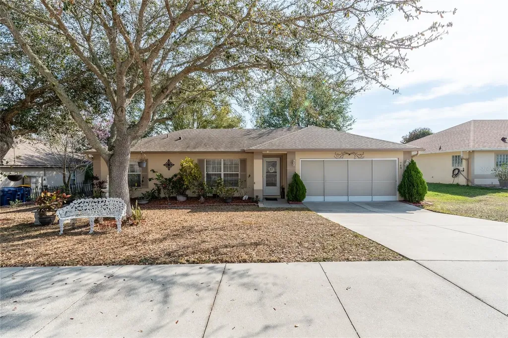 748 Cherry Laurel Street Minneola FL 34715