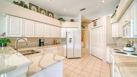 5131 Redbriar Court Sarasota FL 34238