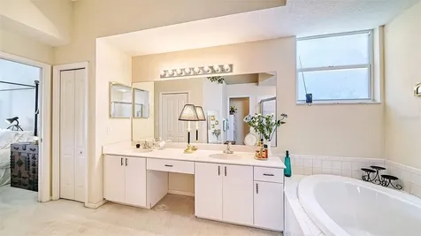 5131 Redbriar Court Sarasota FL 34238