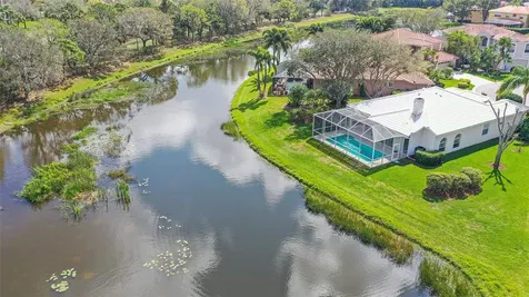 5131 Redbriar Court Sarasota FL 34238