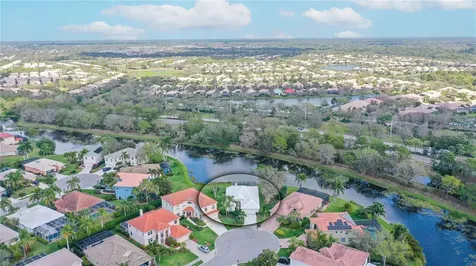 5131 Redbriar Court Sarasota FL 34238