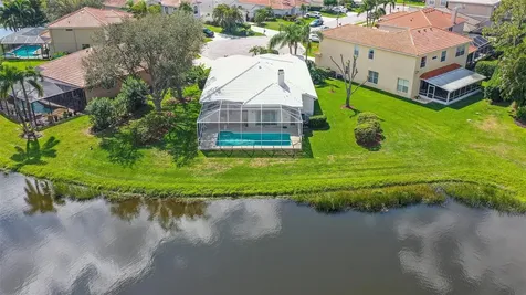 5131 Redbriar Court Sarasota FL 34238