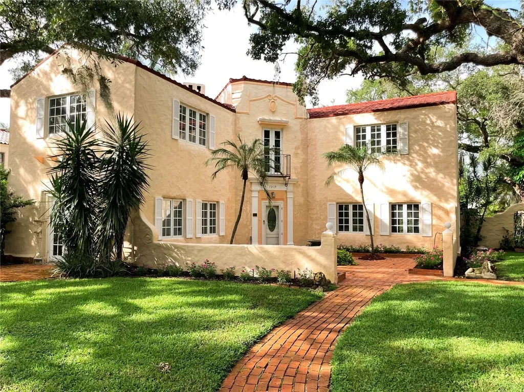 7219 Broughton Street Sarasota FL 34243