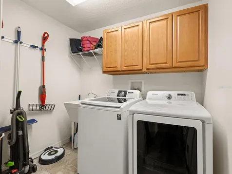 563 Netherwood Place The Villages FL 32163