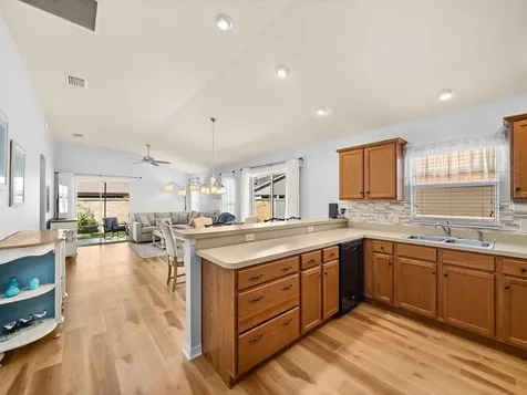 563 Netherwood Place The Villages FL 32163
