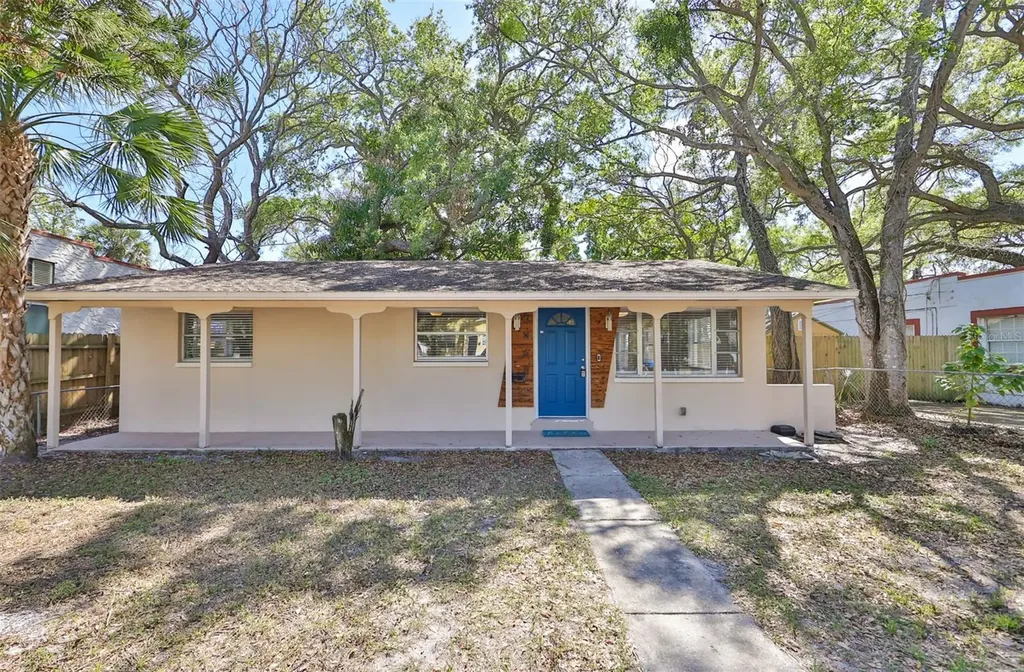 3044 21st Avenue S St Petersburg FL 33712