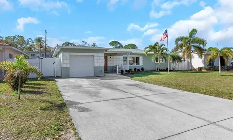5856 44th Avenue N St Petersburg FL 33709