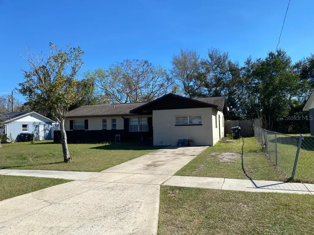 3713 Connor Avenue Orlando FL 32808