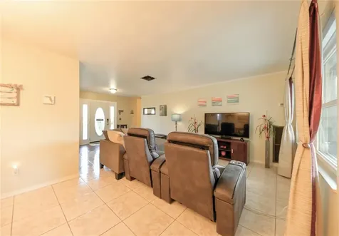 8404 Granite Place Tampa FL 33615