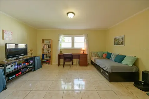 8404 Granite Place Tampa FL 33615