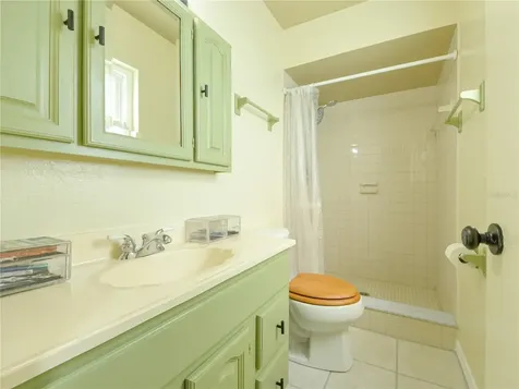 8404 Granite Place Tampa FL 33615