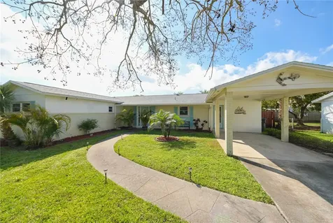 8404 Granite Place Tampa FL 33615