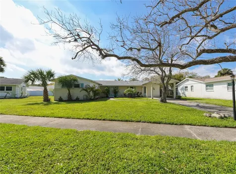 8404 Granite Place Tampa FL 33615