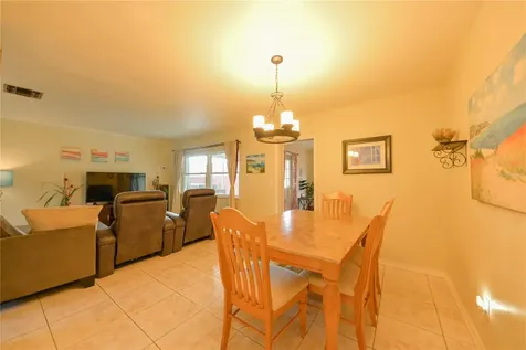 8404 Granite Place Tampa FL 33615