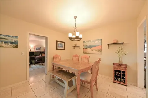 8404 Granite Place Tampa FL 33615
