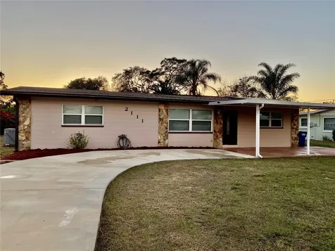 2111 Avalon Road Sebring FL 33870