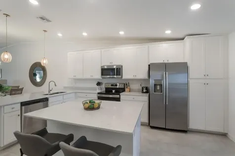 5721 Palmer Circle Bradenton FL 34211