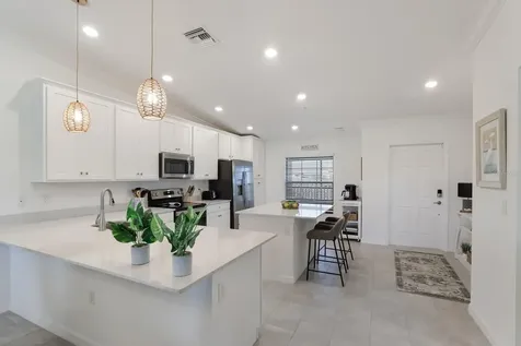 5721 Palmer Circle Bradenton FL 34211