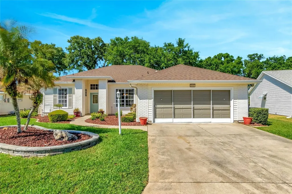 26901 Forest Hills Street Leesburg FL 34748