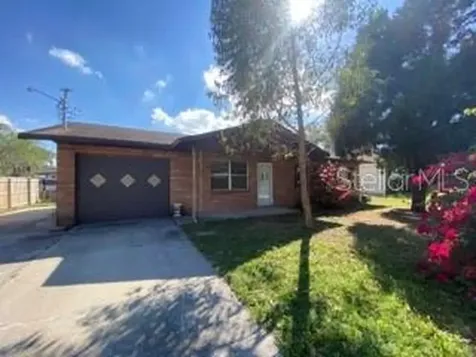 207 Elaine Drive Auburndale FL 33823