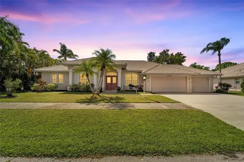 4050 Giannini Lane Sarasota FL 34233