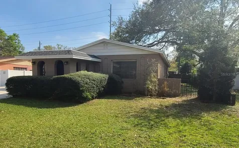 2610 W Kenmore Avenue Tampa FL 33614