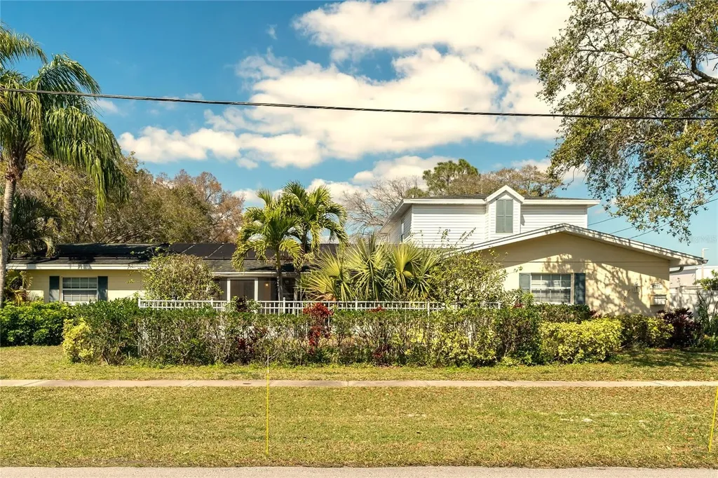4281 82nd Avenue N Pinellas Park FL 33781