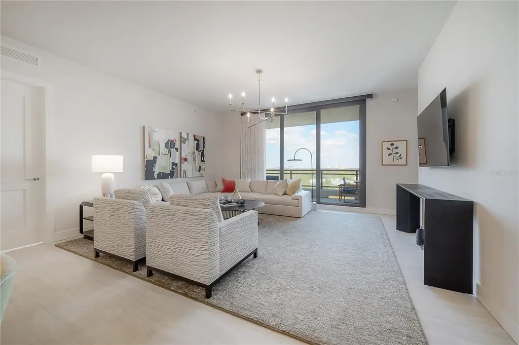 2103 Bayshore Boulevard Tampa FL 33606