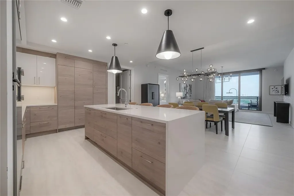 2103 Bayshore Boulevard Tampa FL 33606