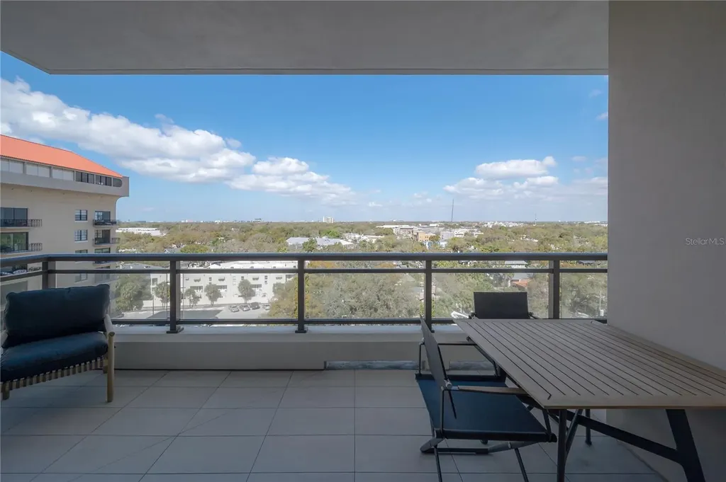 2103 Bayshore Boulevard Tampa FL 33606