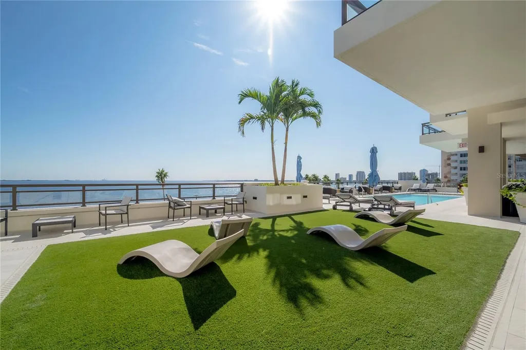 2103 Bayshore Boulevard Tampa FL 33606
