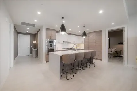 2103 Bayshore Boulevard Tampa FL 33606