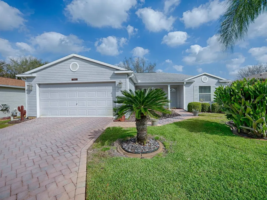 303 Bentwood Drive Leesburg FL 34748