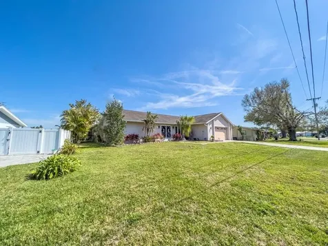 437 Flamingo Drive Apollo Beach FL 33572