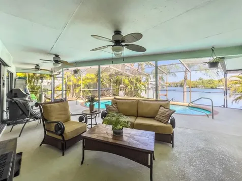 437 Flamingo Drive Apollo Beach FL 33572