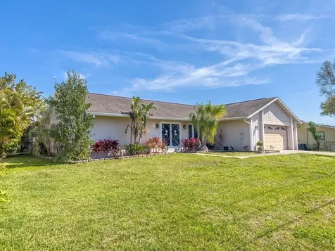 437 Flamingo Drive Apollo Beach FL 33572