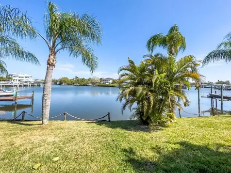 437 Flamingo Drive Apollo Beach FL 33572