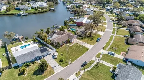 437 Flamingo Drive Apollo Beach FL 33572