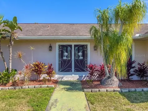 437 Flamingo Drive Apollo Beach FL 33572