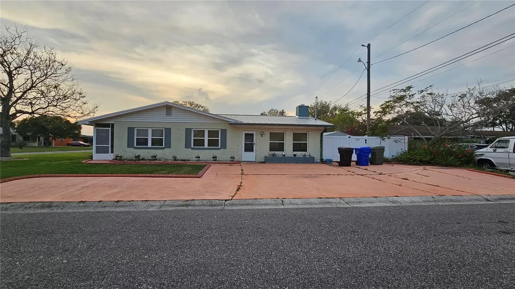 2337 Virginia Drive Kissimmee FL 34741