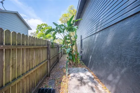 6732 Donald Avenue Tampa FL 33614