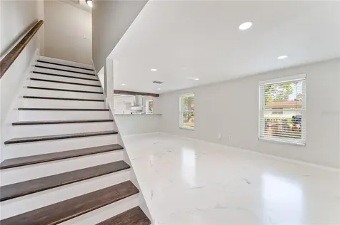 6732 Donald Avenue Tampa FL 33614