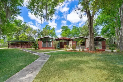 220 N Washington Avenue Apopka FL 32703