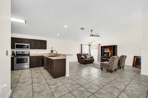 606 Lyndsey Lane Winter Haven FL 33884