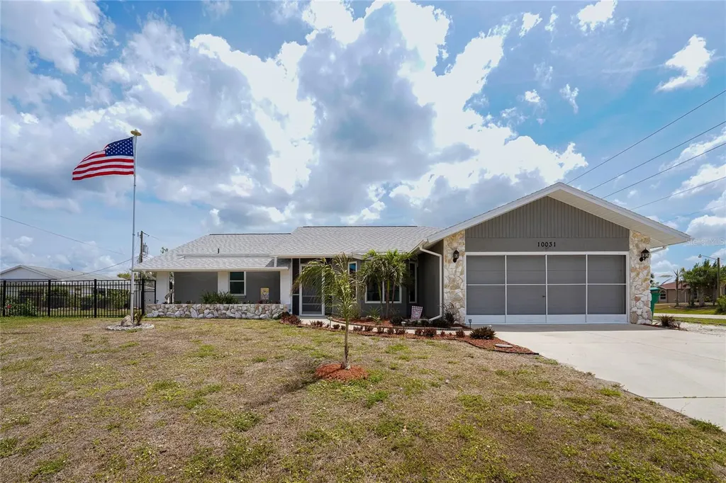 10031 Charlemont Avenue Englewood FL 34224