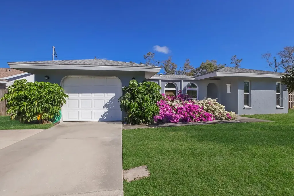 6839 Tema Lane Sarasota FL 34241