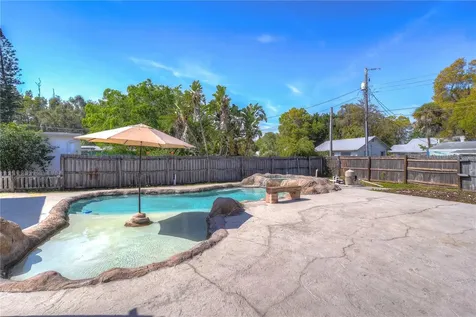 5613 19th Avenue S Gulfport FL 33707