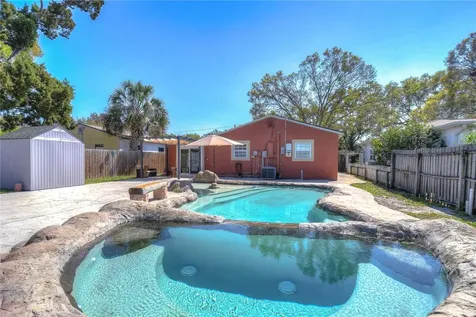 5613 19th Avenue S Gulfport FL 33707
